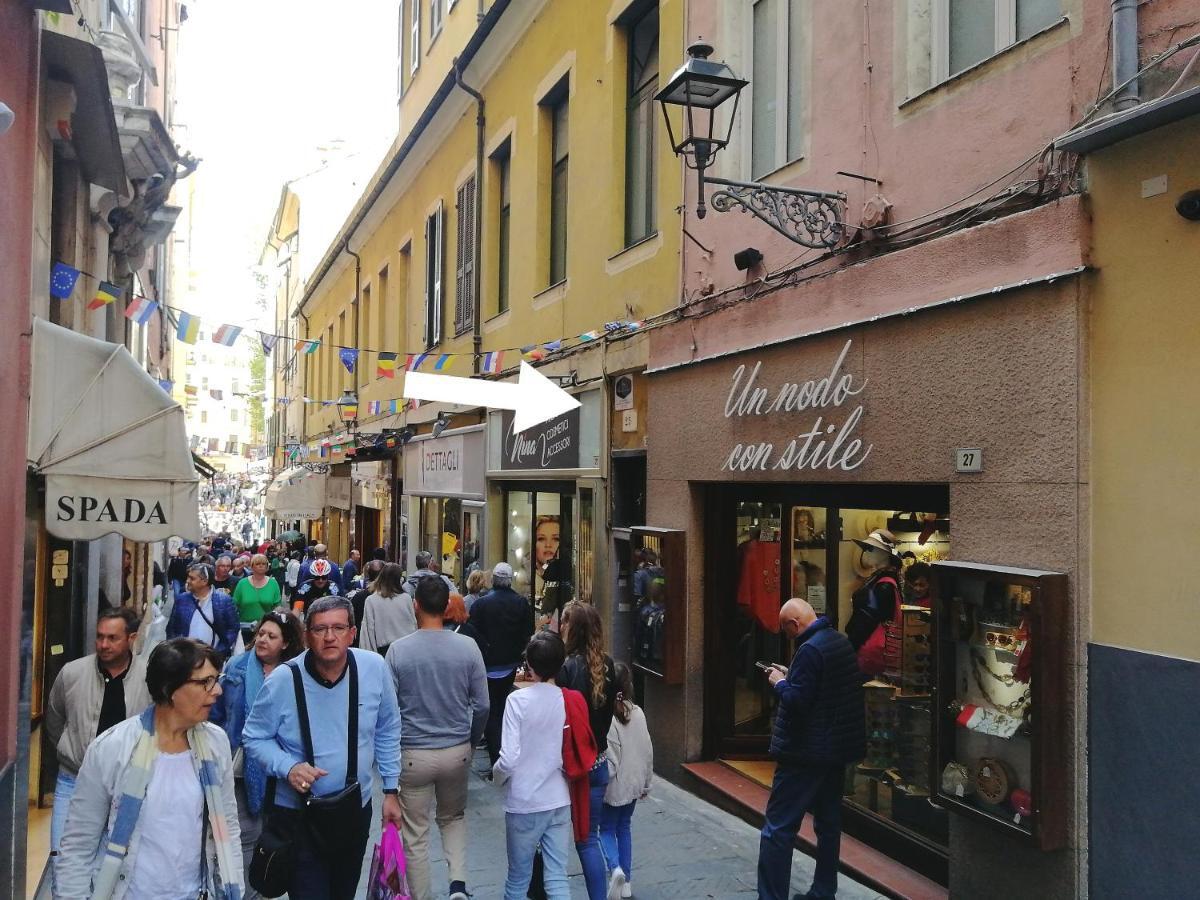 Homeholidaysanremo - Palace ภายนอก รูปภาพ